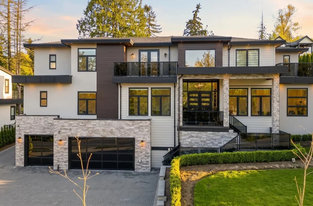 17568 102 AVENUE, Surrey, BC — Residential for Sale - Photo 2
