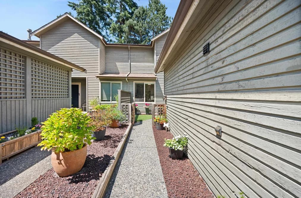 1774 LILAC DRIVE, Surrey, BC — Residential for Sale - Photo 2