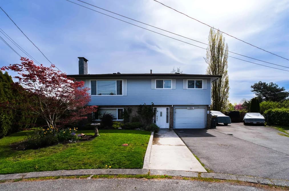 17884 57 AVENUE, Surrey, BC — Residential for Sale - Photo 2