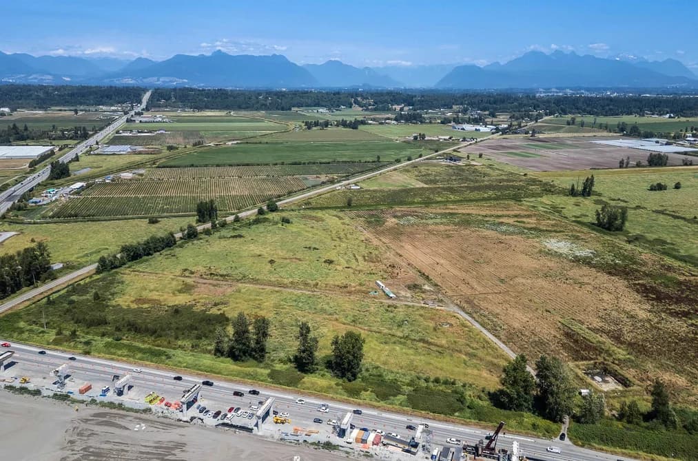 17911 FRASER HIGHWAY, Surrey, BC — Land for Sale - Photo 2