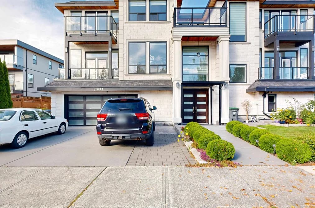 17997 56A AVENUE, Surrey, BC — Residential for Sale - Photo 2