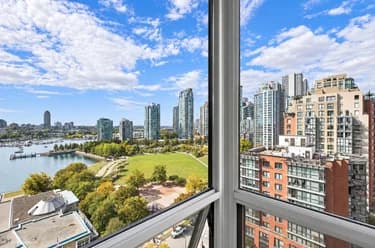 Condo for sale at 17d 139 Drake Street Vancouver British Columbia - MLS: R3166992