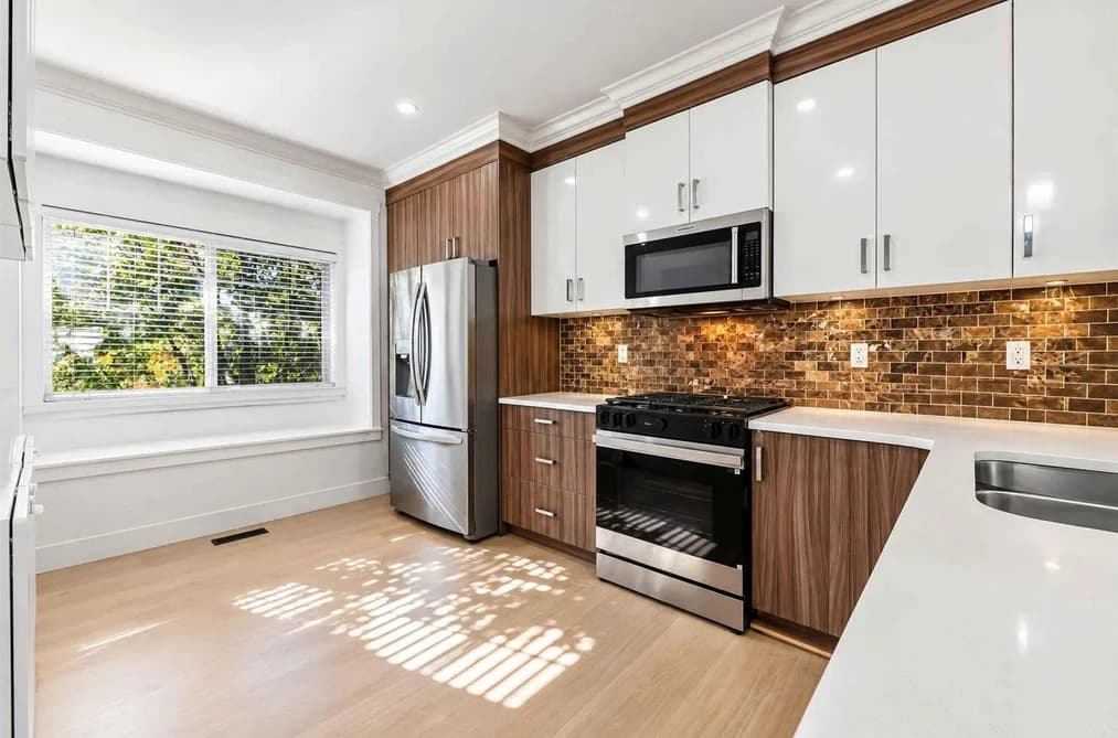 18 19097 64 AVENUE, Surrey, BC — Residential for Sale - Photo 2