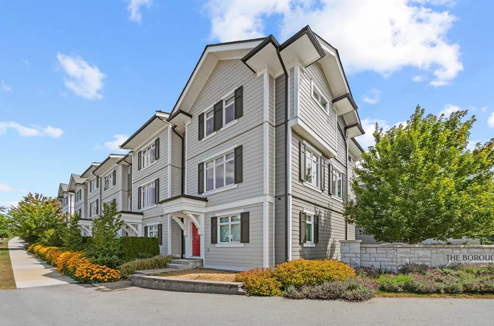 18 2070 OAK MEADOWS DRIVE, Surrey, BC — Residential for Sale - Main Photo