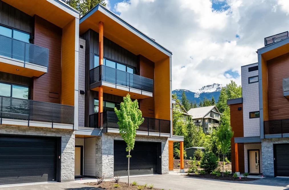 18 2077 GARIBALDI WAY, Whistler, BC — Residential for Sale - Main Photo