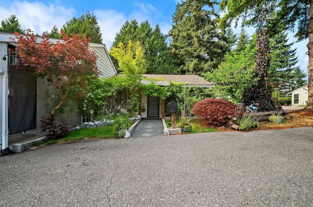 18 3075 TRETHEWEY STREET, Abbotsford, BC — Residential for Sale - Main Photo