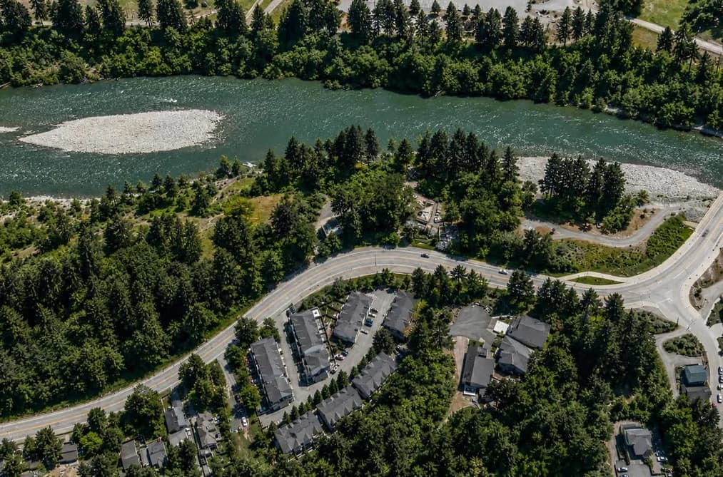 18 45390 VEDDER MOUNTAIN ROAD, Cultus Lake, BC — Residential for Sale - Main Photo