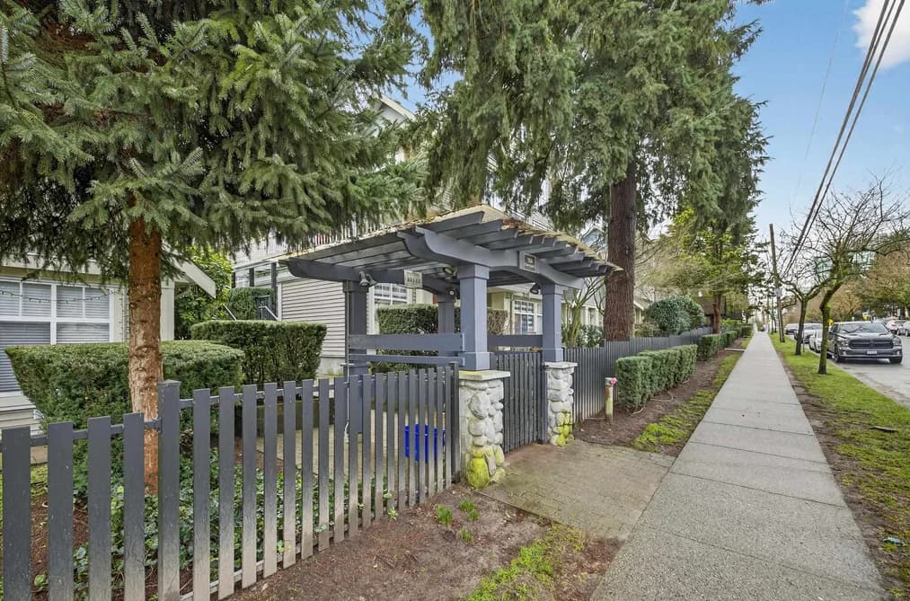 18 7128 STRIDE AVENUE, Burnaby, BC — Residential for Sale - Main Photo