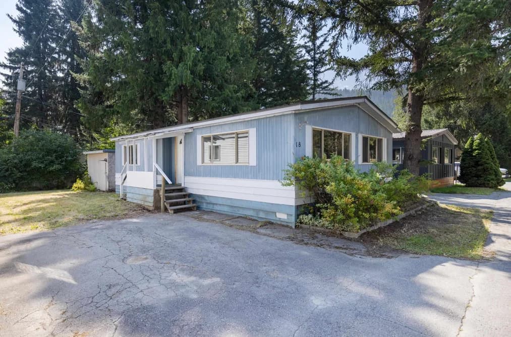 18 7370 HIGHWAY 99, Pemberton, BC — Residential for Sale - Main Photo