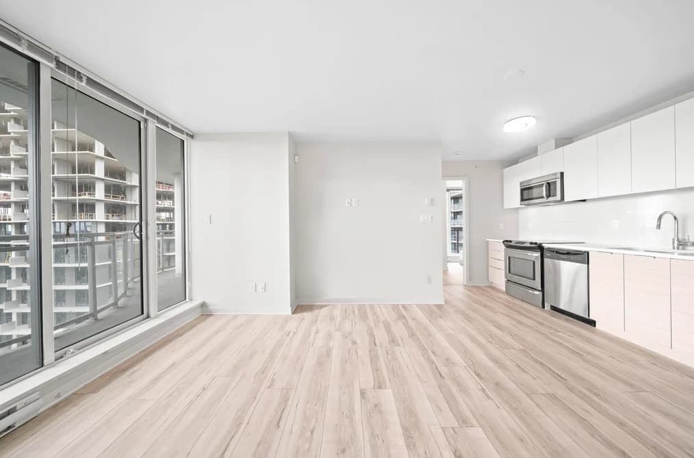 1801 13303 CENTRAL AVENUE, Surrey, BC — Residential for Sale - Main Photo