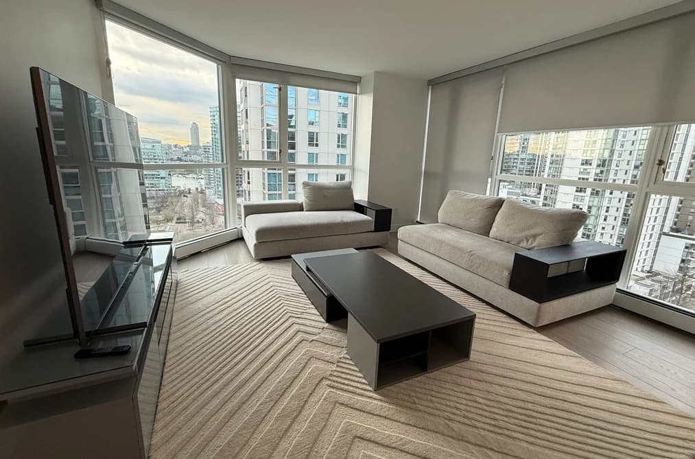 1801 289 DRAKE STREET, Vancouver BC V6B 4Y8 - Photo 1