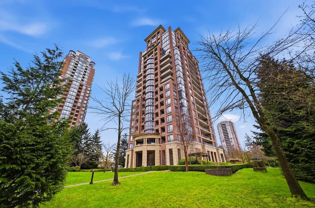 1801 6833 STATION HILL DRIVE, Burnaby, BC — Residential for Sale - Main Photo