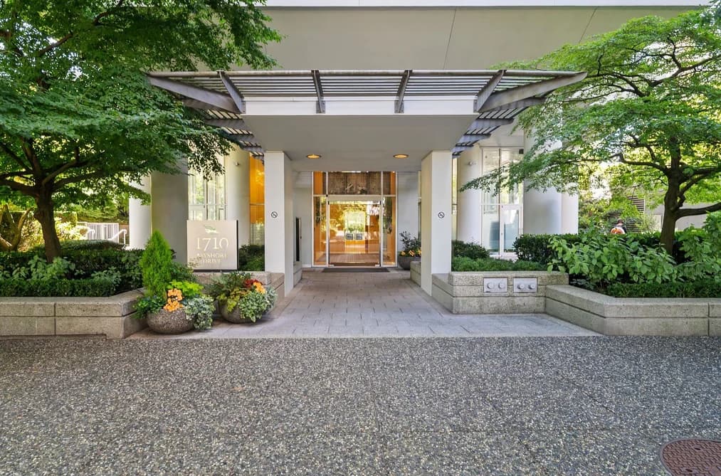 1803 1710 BAYSHORE DRIVE, Vancouver, BC — Residential for Sale - Photo 2