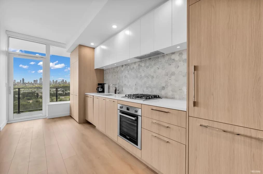 1803 2425 ALPHA AVENUE, Burnaby, BC — Residential for Sale - Photo 2