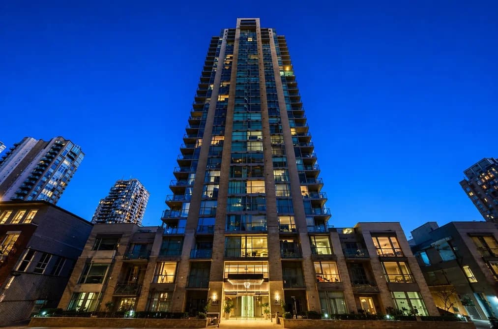 1805 928 RICHARDS STREET, Vancouver, BC — Residential for Sale - Main Photo