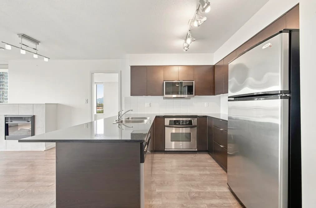 1806 4182 DAWSON STREET, Burnaby, BC — Residential for Sale - Main Photo