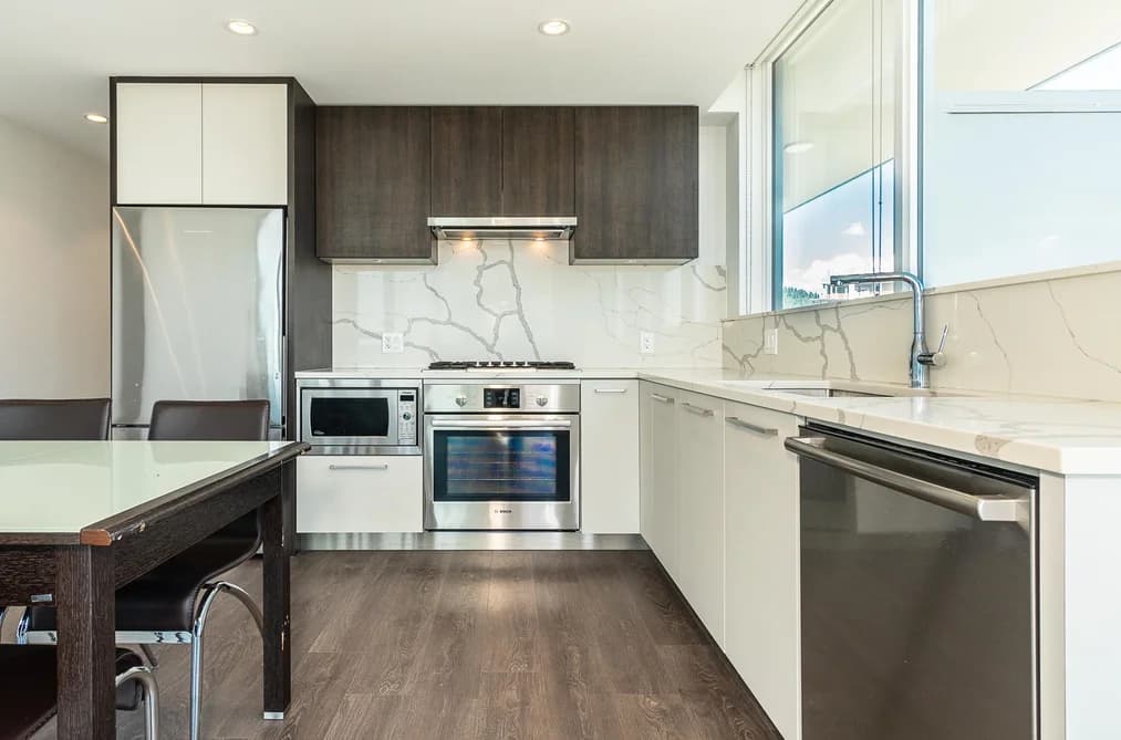 1806 567 CLARKE ROAD, Coquitlam, BC — Residential for Sale - Photo 2