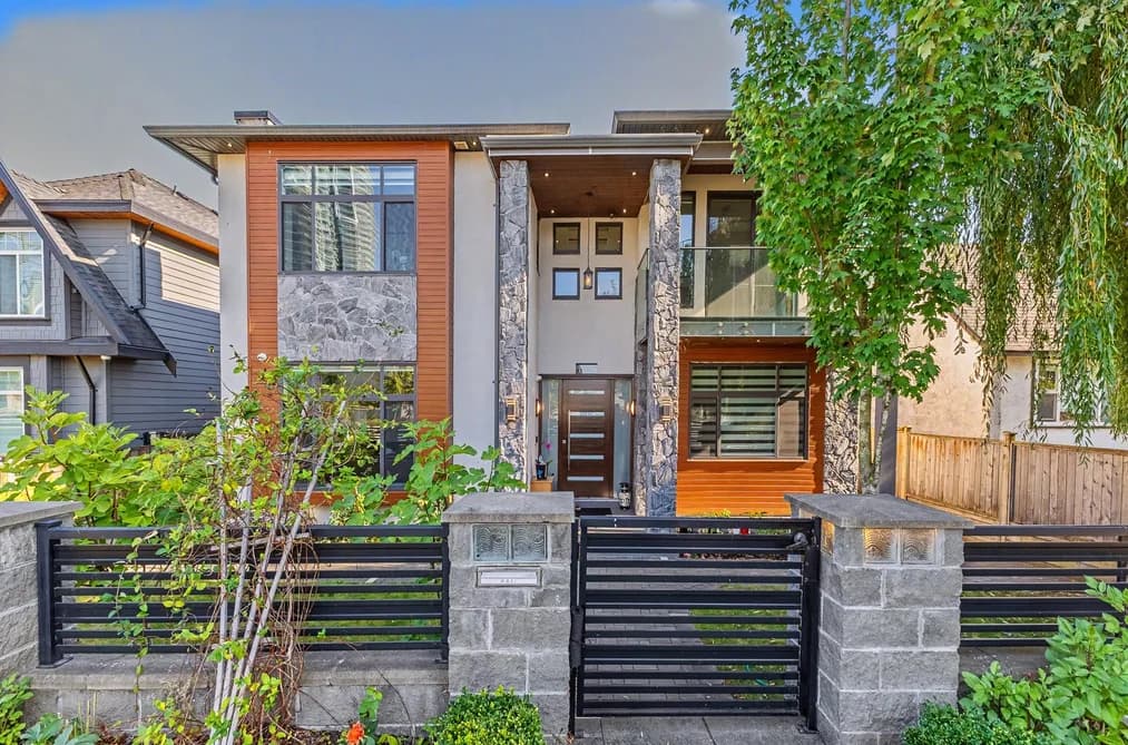 1806 TENTH AVENUE, New Westminster, BC — Residential for Sale - Main Photo