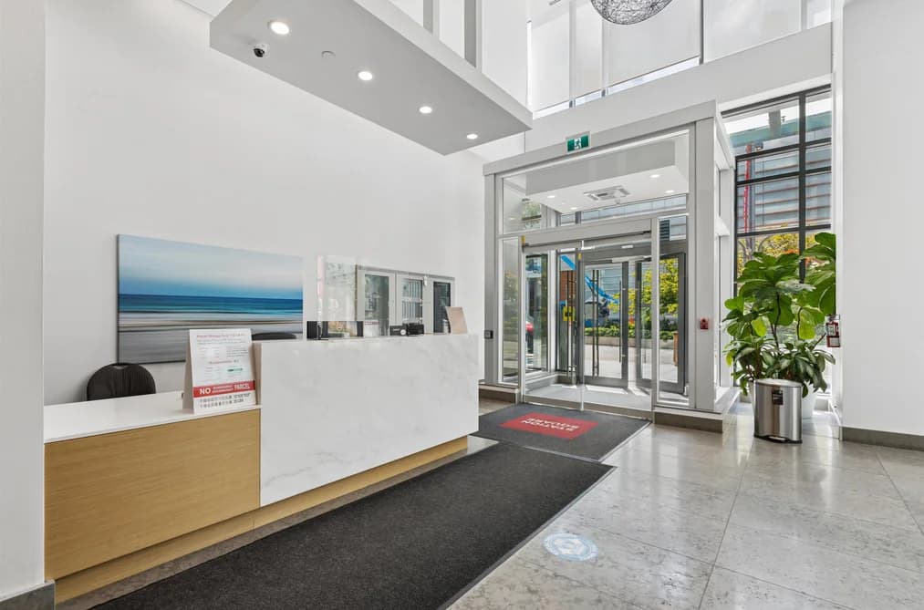 1807 6098 STATION STREET, Burnaby, BC — Residential for Sale - Photo 2