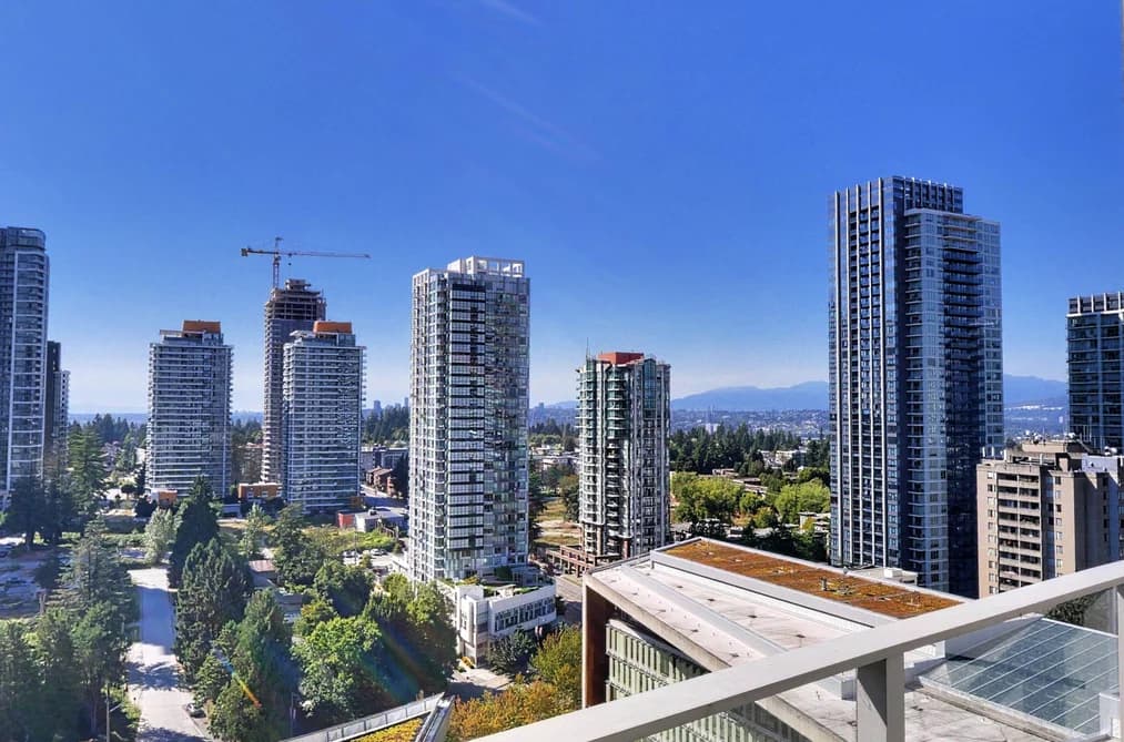1808 13495 CENTRAL AVENUE, Surrey, BC — Residential for Sale - Main Photo