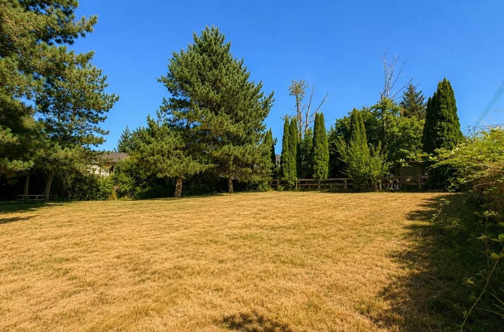 18118 CLAYTONWOOD CRESCENT, Surrey, BC — Residential for Sale - Photo 2