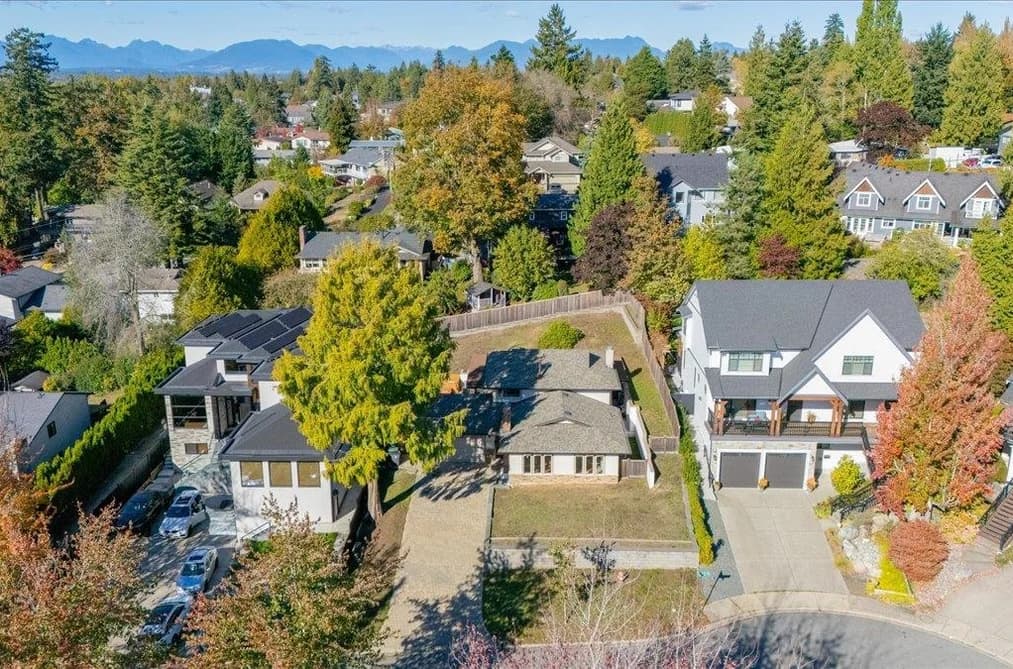 18143 57A AVENUE, Surrey, BC — Residential for Sale - Photo 2