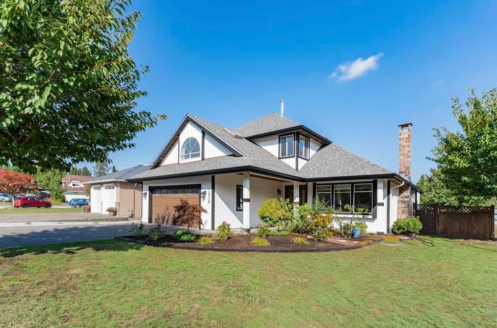1830 WALNUT CRESCENT, Coquitlam, BC — Residential for Sale - Main Photo