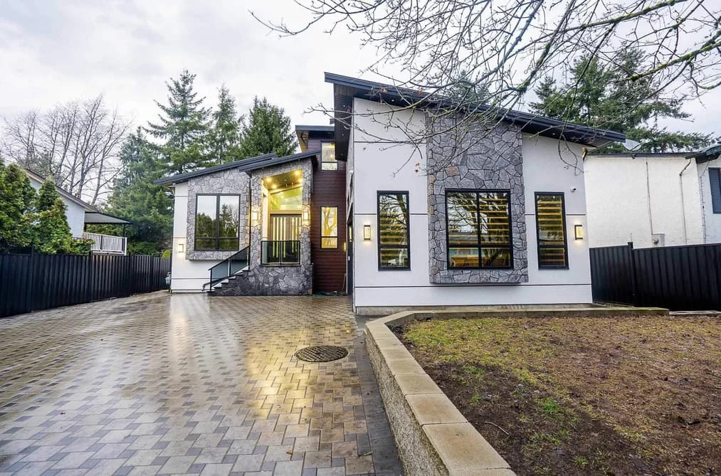 18339 63 AVENUE, Surrey, BC — Residential for Sale - Photo 2