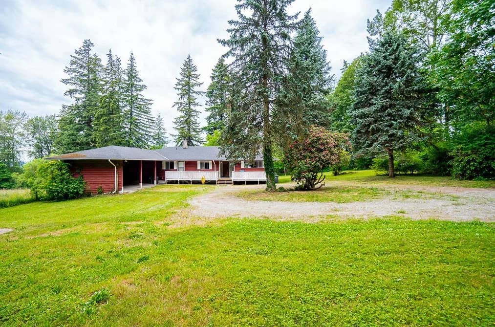18495 0 AVENUE, Surrey, BC — Residential for Sale - Photo 2