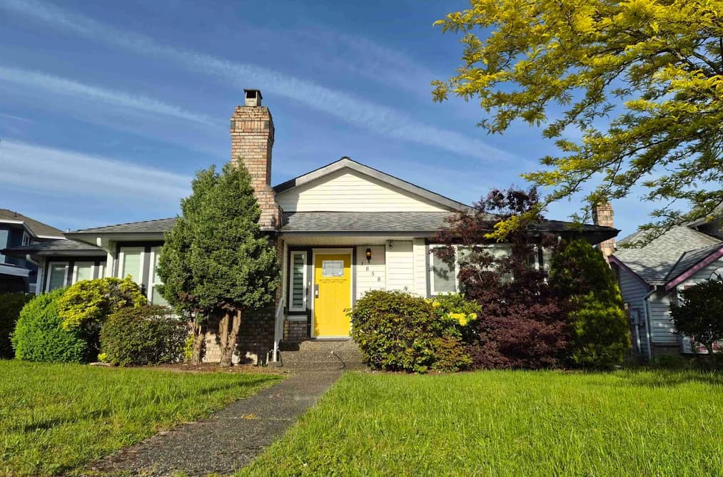 1858 WALNUT CRESCENT, Coquitlam, BC — Residential for Sale - Main Photo