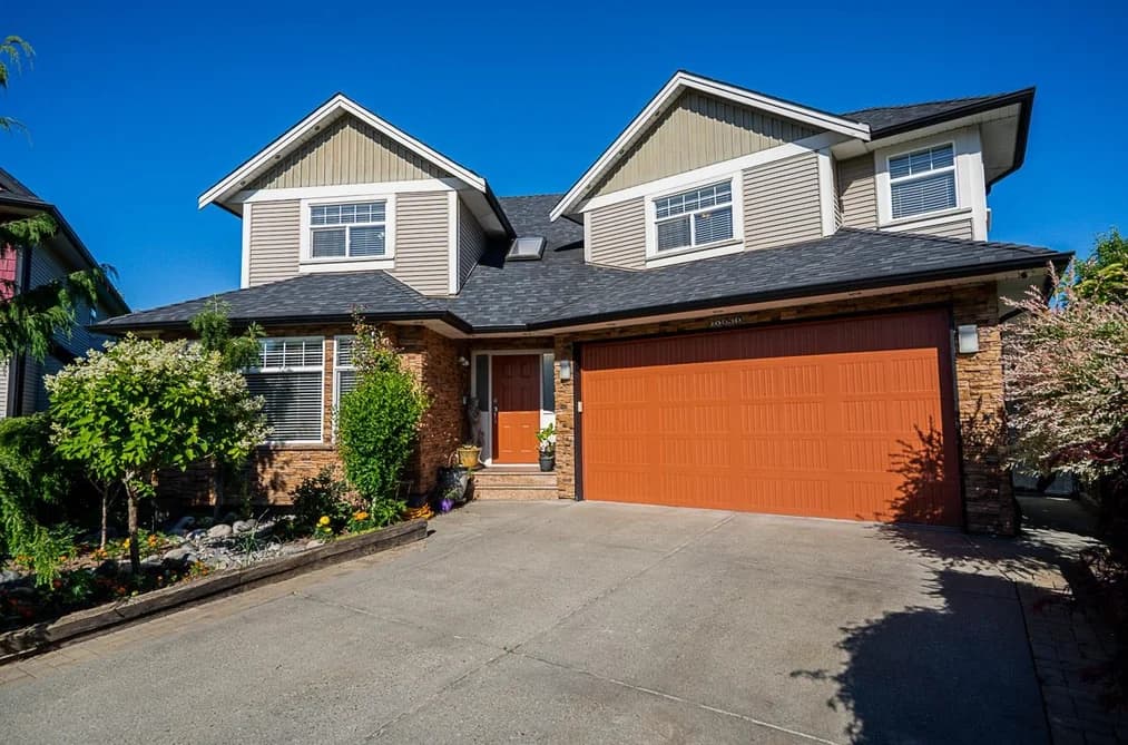 18656 64A AVENUE, Surrey, BC — Residential for Sale - Photo 2
