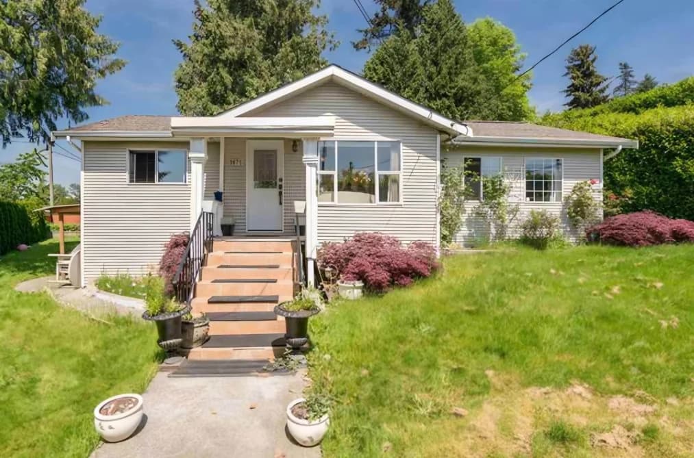 1875 COLEMAN AVENUE, Coquitlam, BC — Residential for Sale - Main Photo