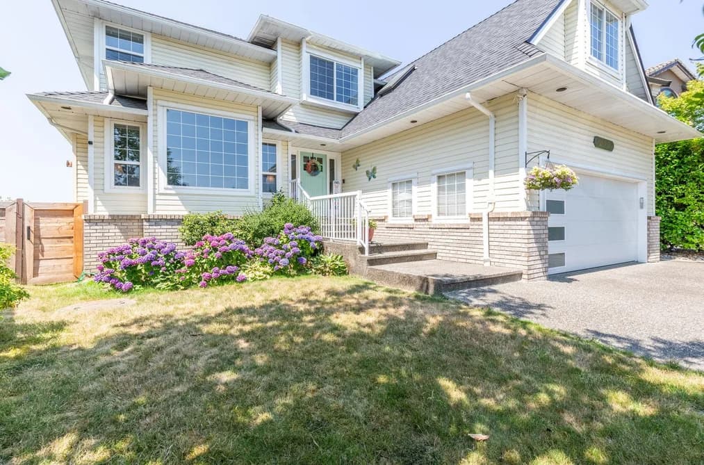 18907 118B AVENUE, Pitt Meadows, BC — Residential for Sale - Photo 2