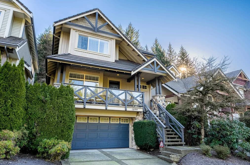 1899 PARKWAY BOULEVARD, Coquitlam, BC — Residential for Sale - Main Photo