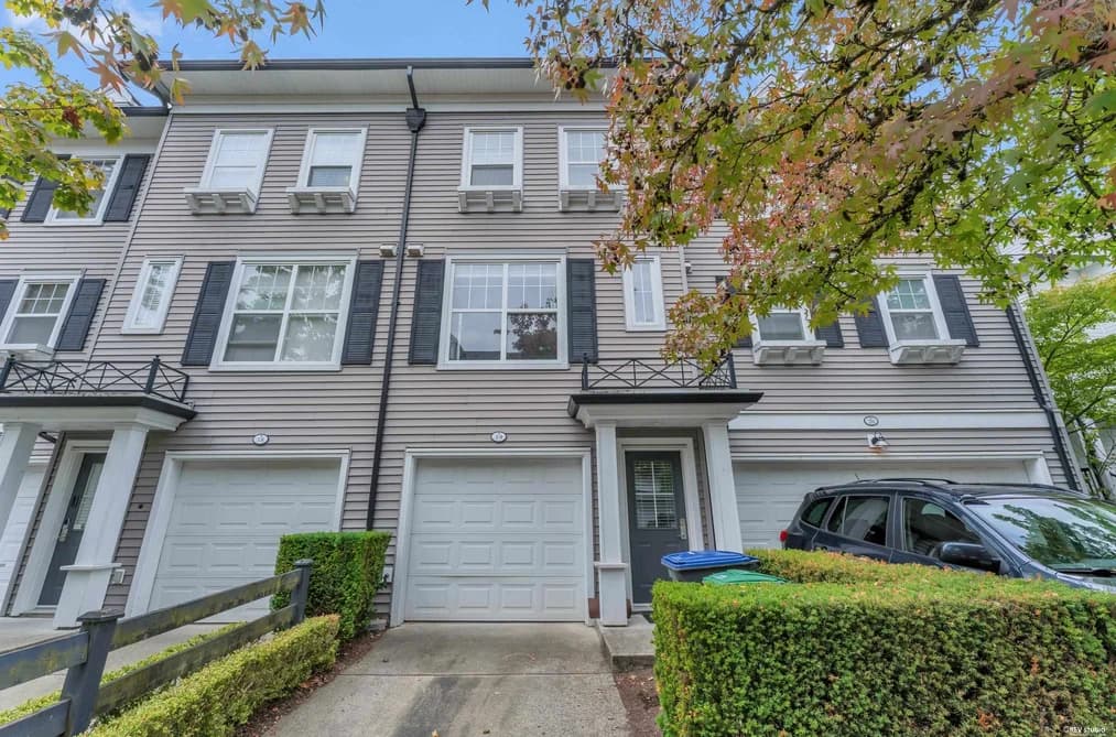 19 15075 60 AVENUE, Surrey, BC — Residential for Sale - Photo 2