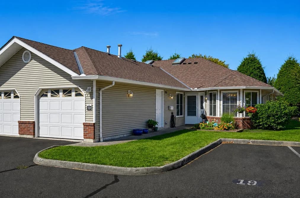 19 1973 WINFIELD DRIVE, Abbotsford, BC — Residential for Sale - Main Photo
