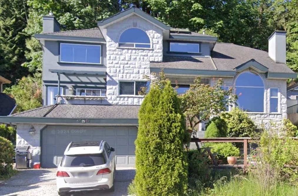 19 BURRARD CRESCENT, Port Moody, BC — Residential for Sale - Main Photo