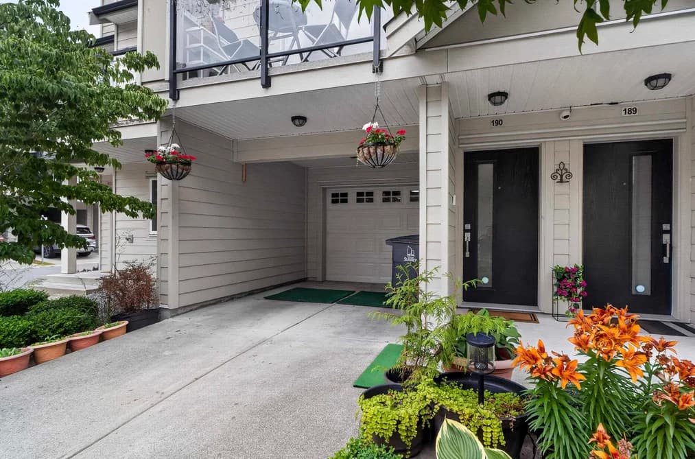 190 13898 64 AVENUE, Surrey, BC — Residential for Sale - Photo 2