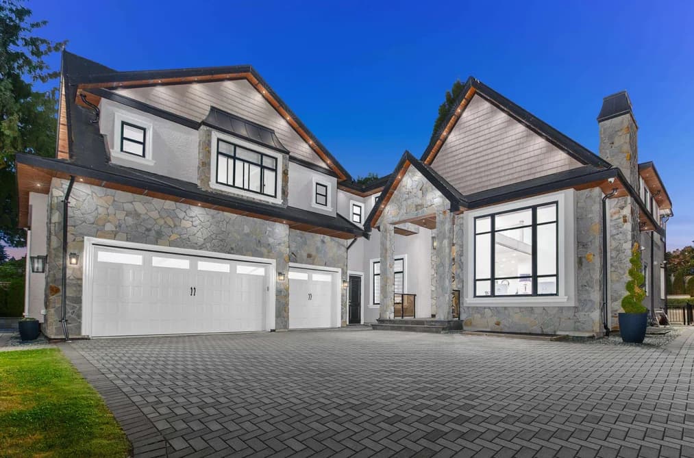 19031 60B AVENUE, Surrey, BC — Residential for Sale - Main Photo