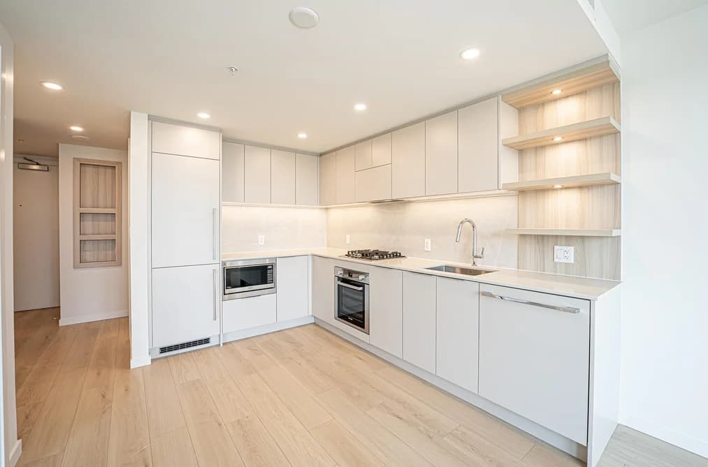 1904 311 ALDERSON AVENUE, Coquitlam, BC — Residential for Sale - Photo 2