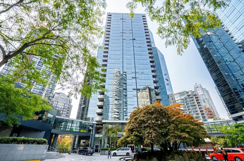 1907 1050 BURRARD STREET, Vancouver, BC — Residential for Sale - Main Photo