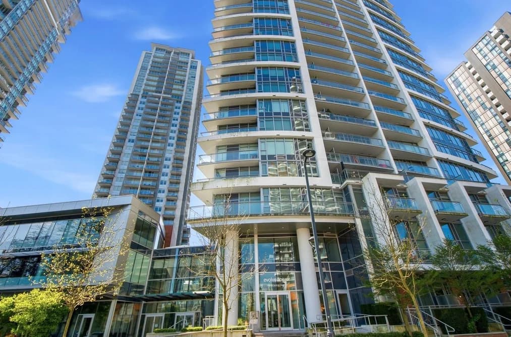 1907 13308 CENTRAL AVENUE, Surrey, BC — Residential for Sale - Photo 2