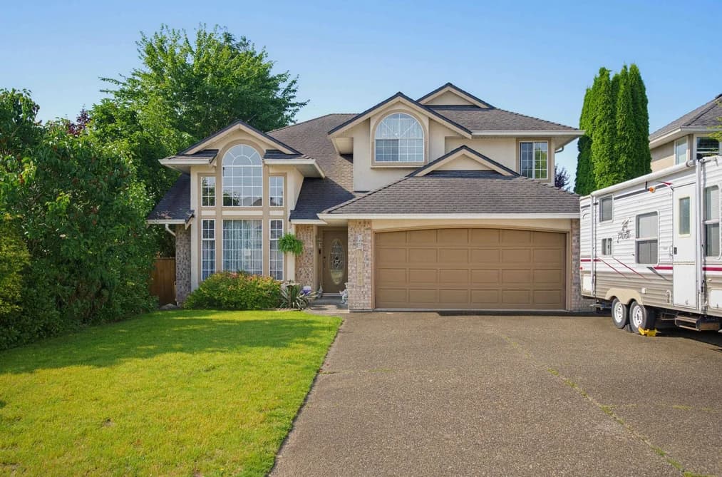 19128 63 AVENUE, Surrey, BC — Residential for Sale - Photo 2