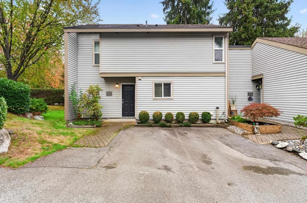 19230 FAIRWAY DRIVE DRIVE, Surrey, BC — Residential for Sale - Main Photo