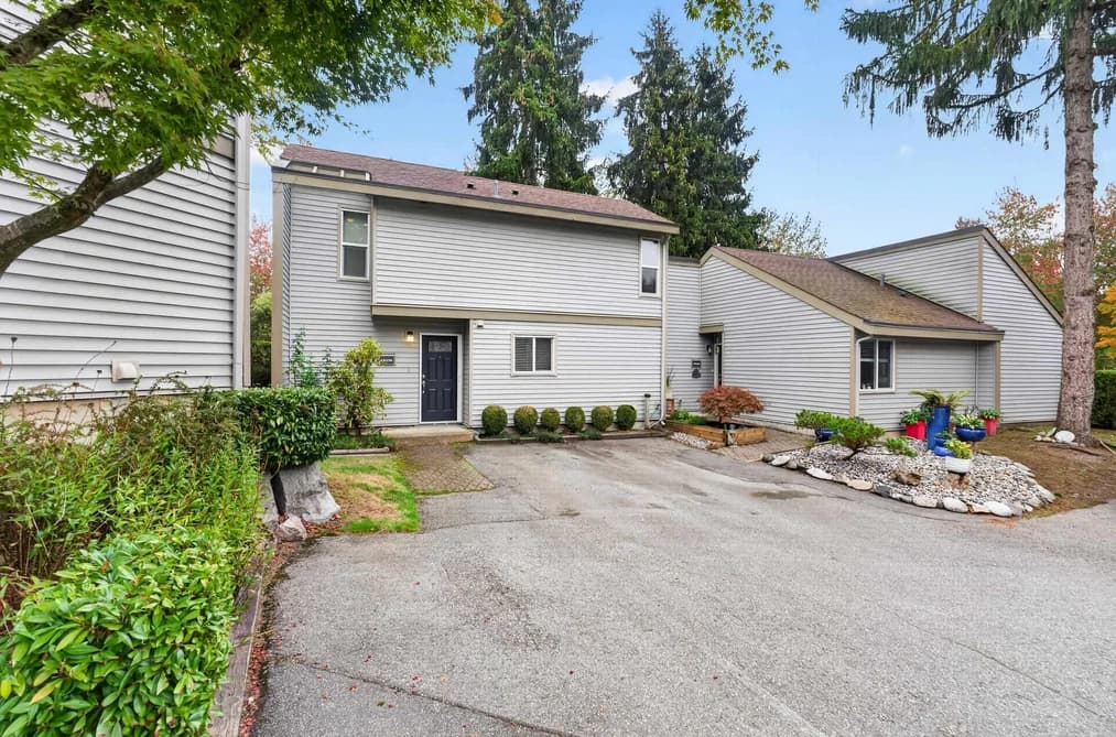 19230 FAIRWAY DRIVE DRIVE, Surrey, BC — Residential for Sale - Photo 2