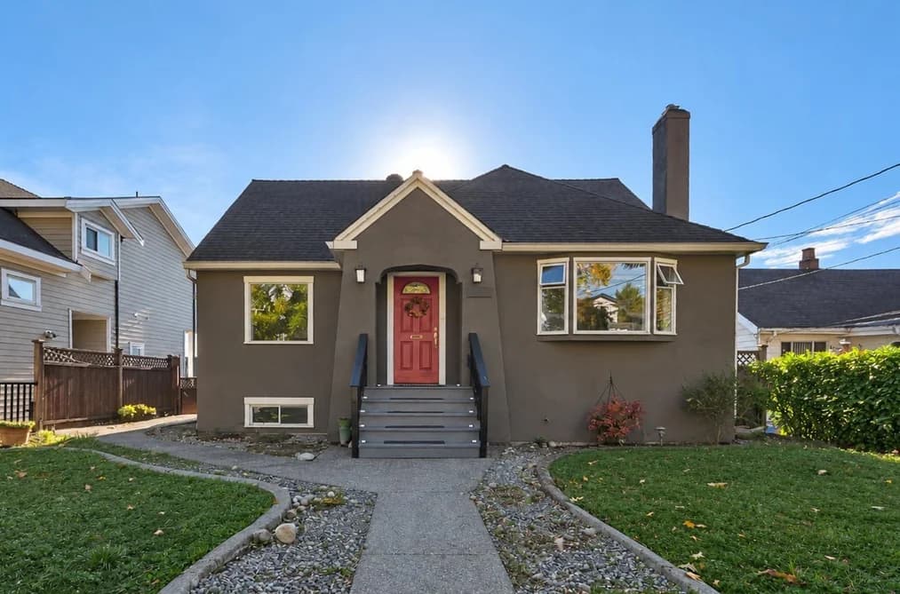 1930 EDINBURGH STREET, New Westminster, BC — Residential for Sale - Main Photo