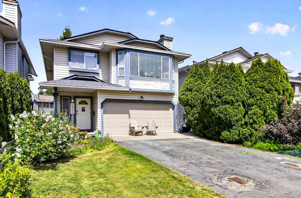 1941 LANGAN AVENUE, Port Coquitlam, BC — Residential for Sale - Photo 2
