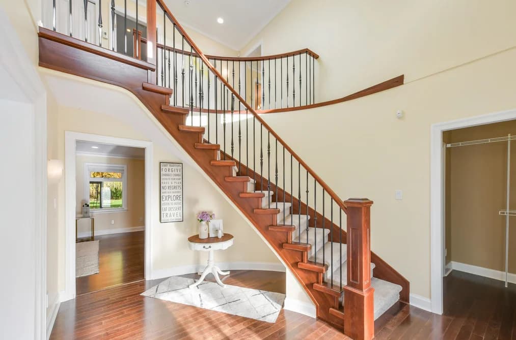1944 133B STREET, Surrey, BC — Residential for Sale - Photo 2