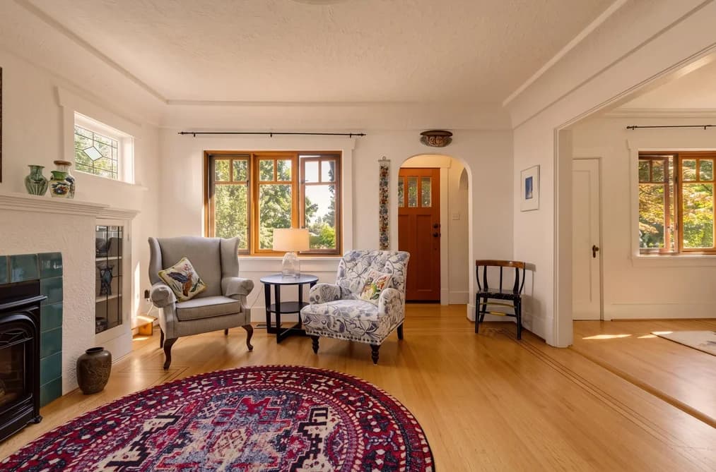 1955 E 8TH AVENUE, Vancouver, BC — Residential for Sale - Photo 2
