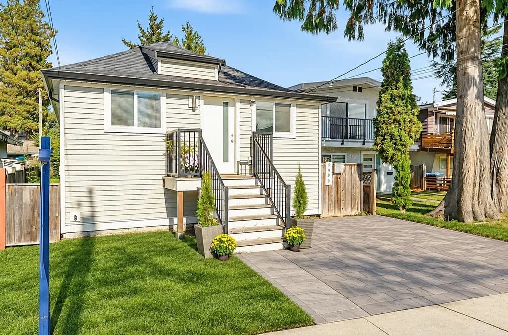 1959 MANNING AVENUE, Port Coquitlam, BC — Residential for Sale - Photo 2